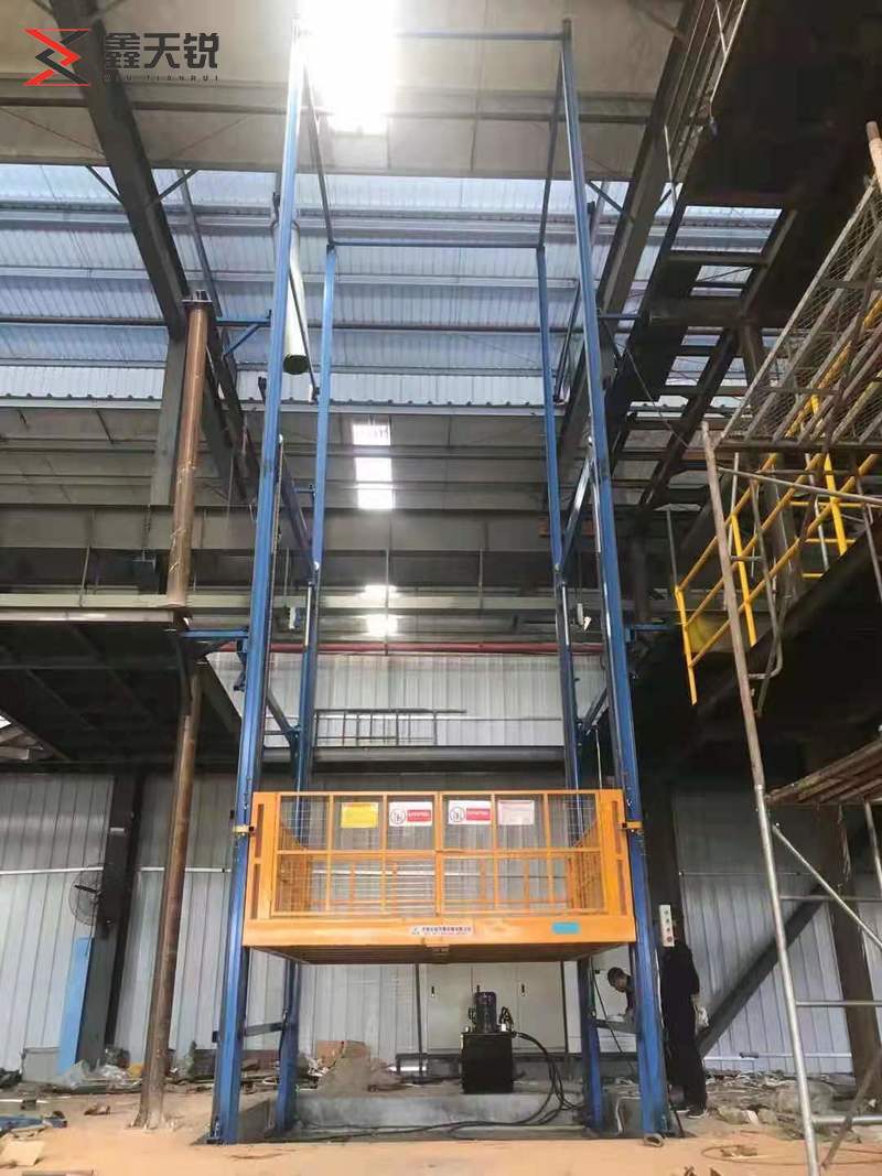 白城导轨式升降机